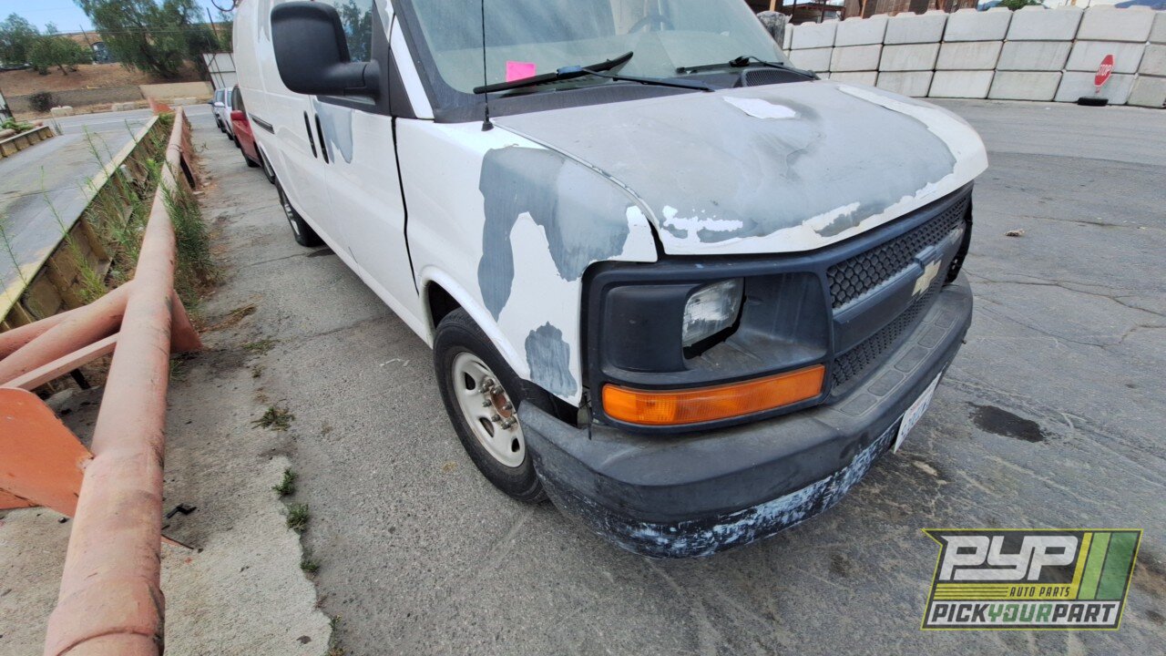 Photo of 2004 Chevrolet Express 2500