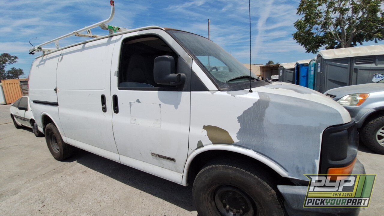 Photo of 2005 Gmc Savana 2500