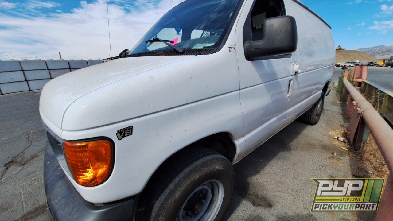 Photo of 2006 Ford E-250
