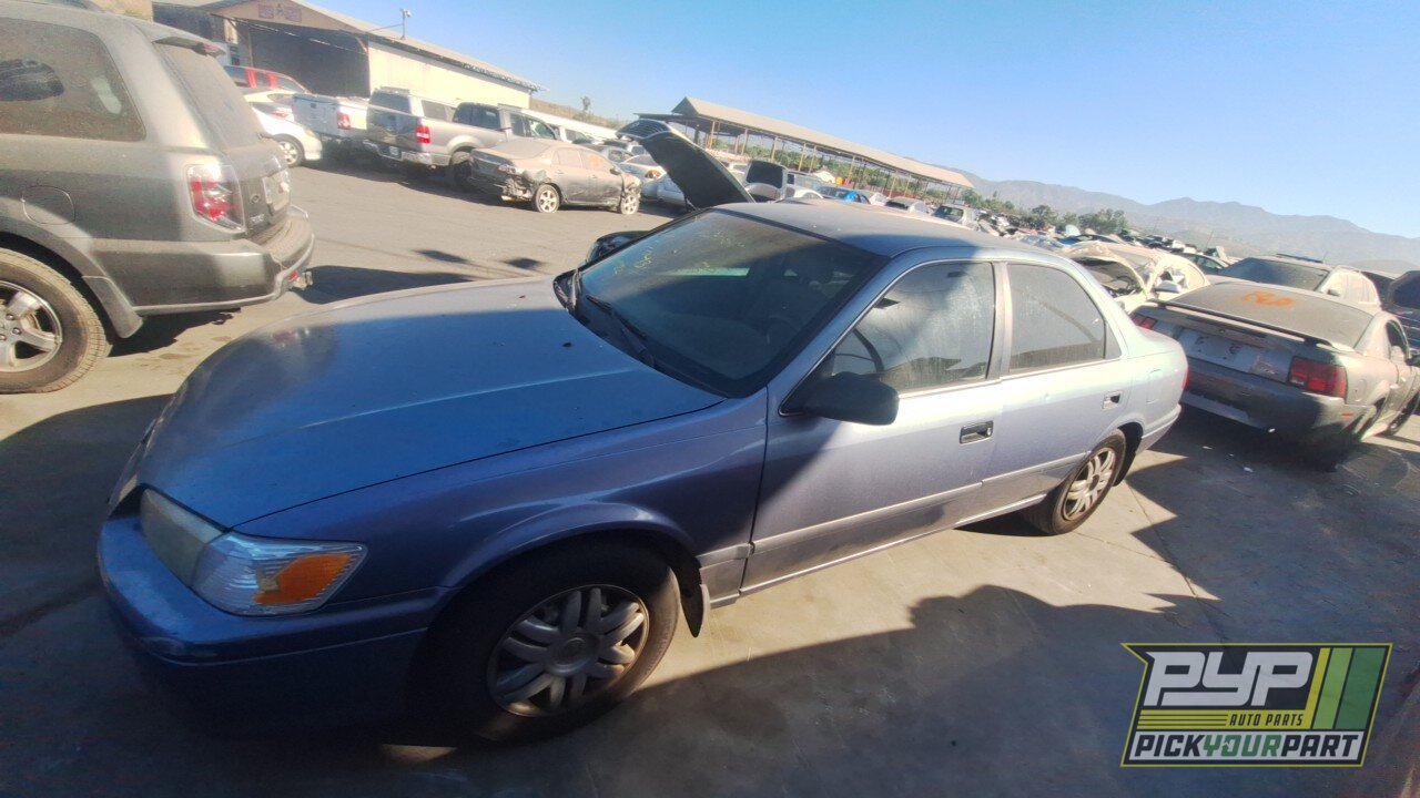 Photo of 2000 Toyota Camry