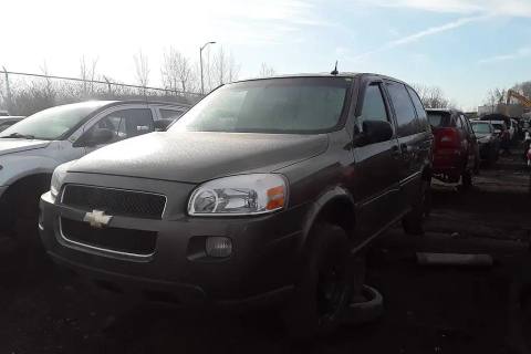 Photo of 2005 Chevrolet Uplander