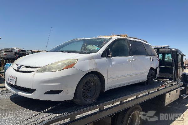 Photo of 2007 Toyota Sienna