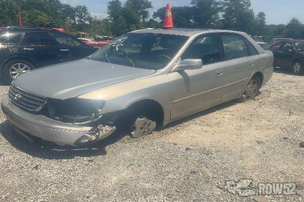 Photo of 2003 Toyota Avalon