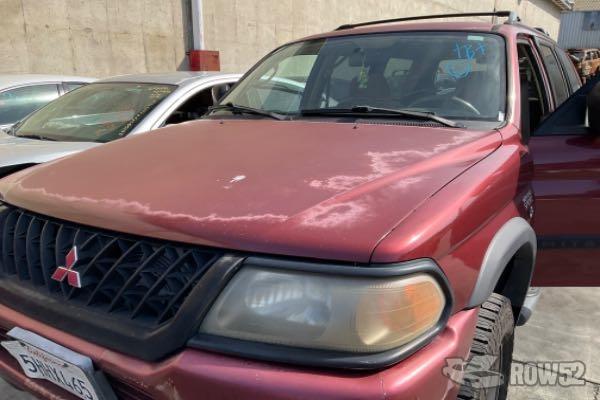Photo of 2000 Mitsubishi Montero Sport