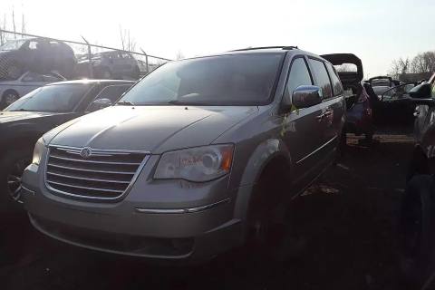 Photo of 2008 Chrysler Town & Country