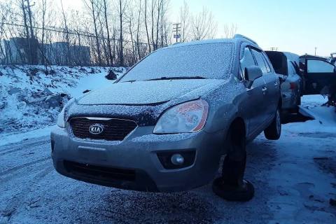 Photo of 2011 Kia Rondo