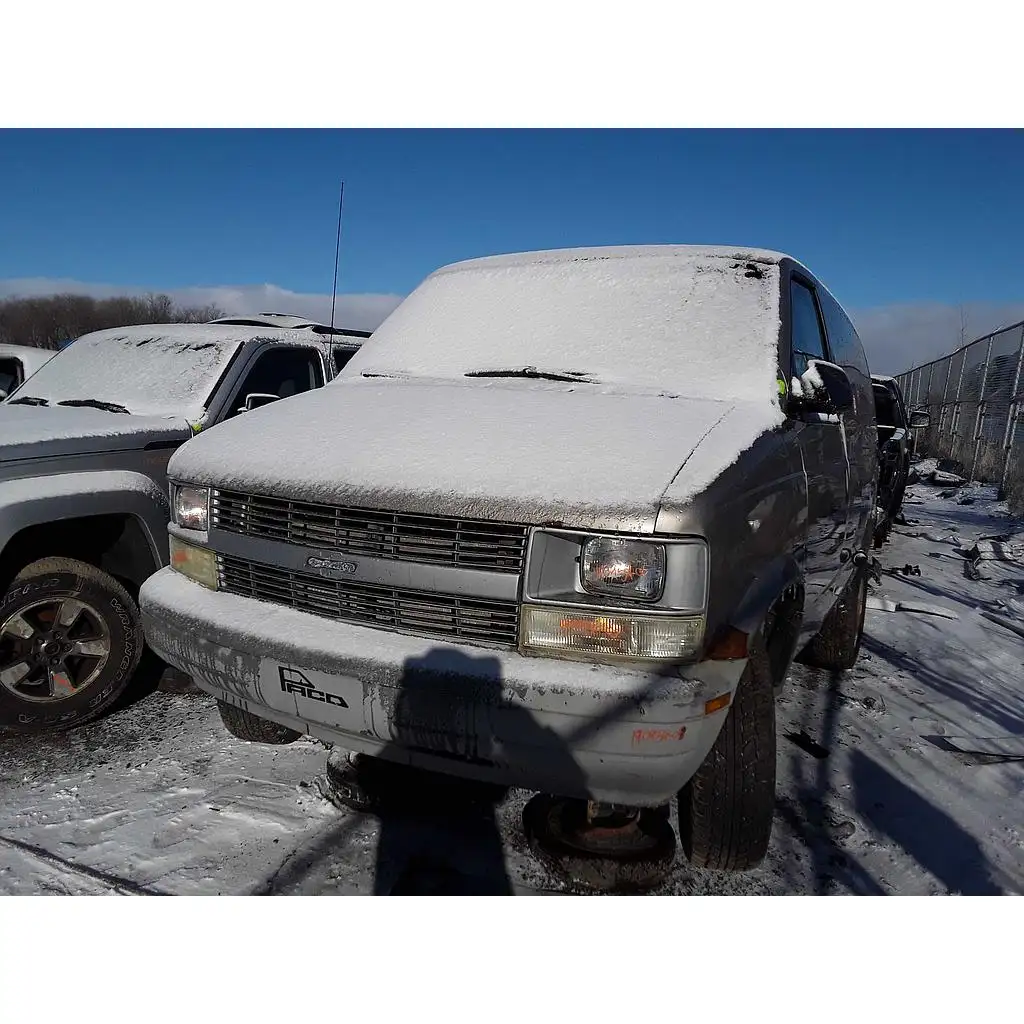 Photo of 2005 Chevrolet Astro