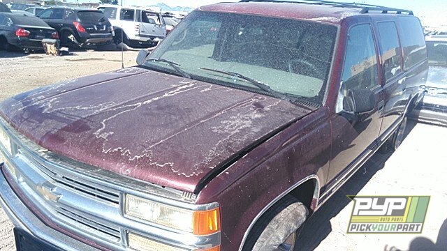 Photo of 1999 Chevrolet C1500 Suburban
