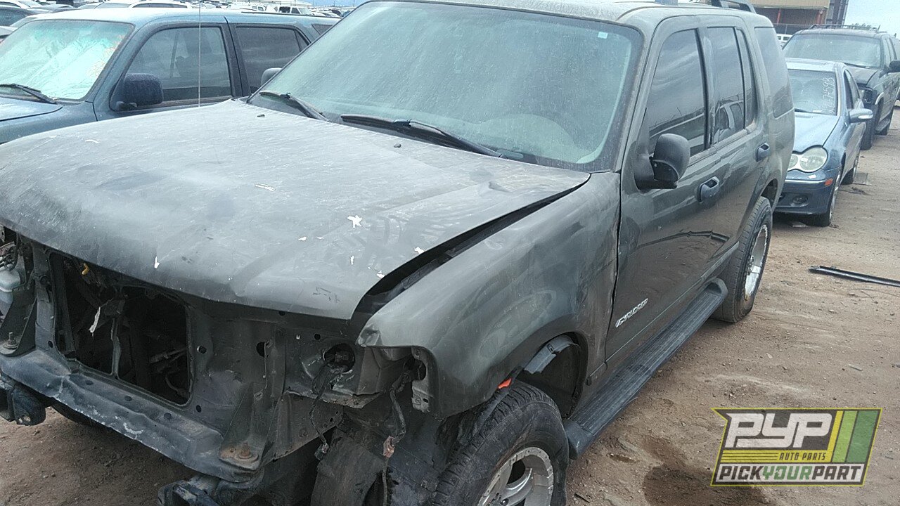 Photo of 2004 Ford Explorer