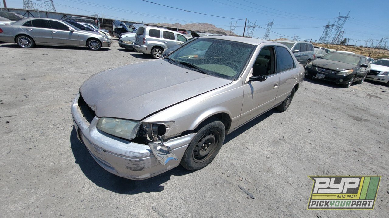 Photo of 2000 Toyota Camry
