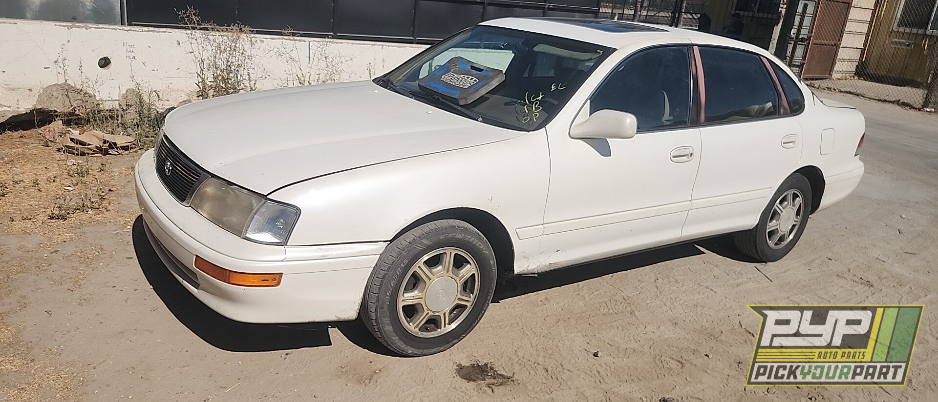 Photo of 1996 Toyota Avalon