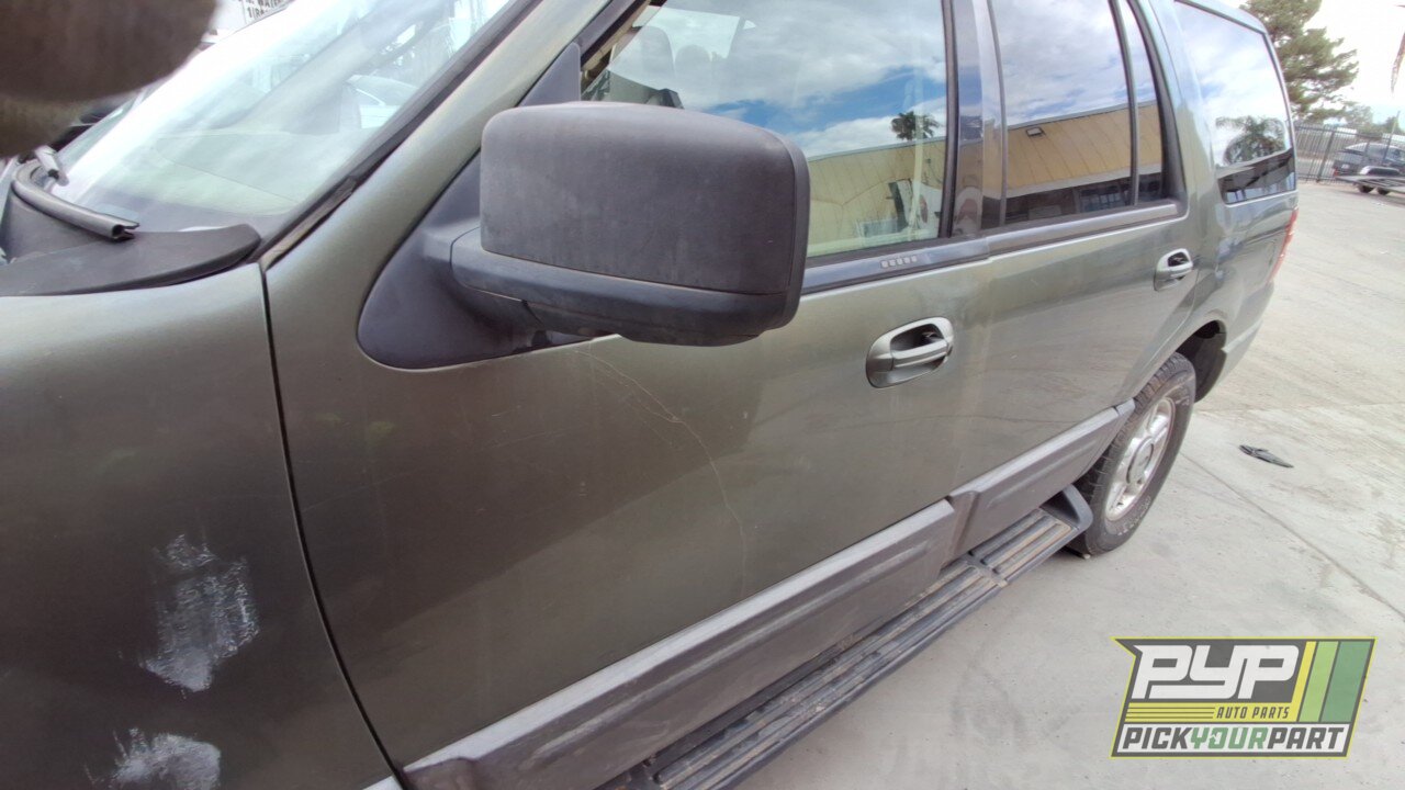 Photo of 2004 Ford Expedition