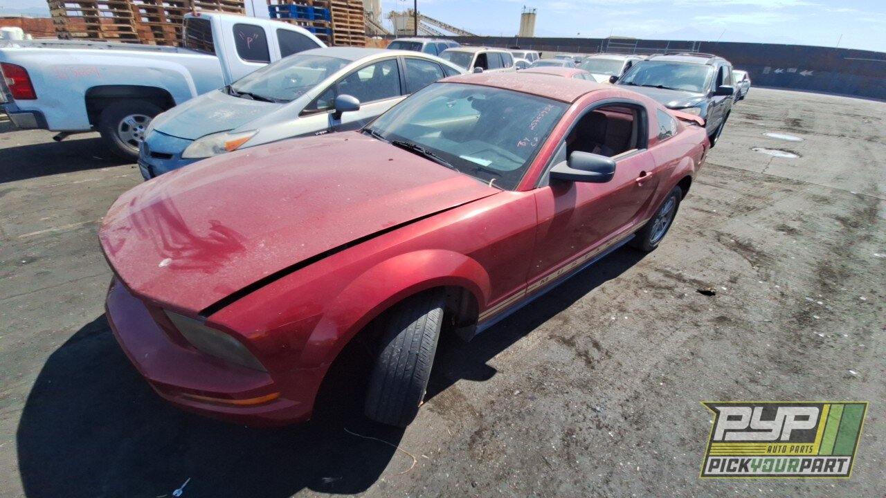 Photo of 2005 Ford Mustang