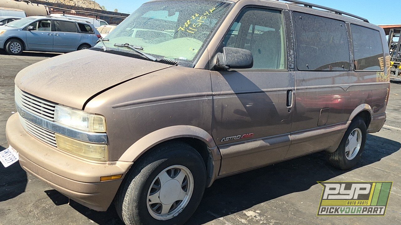 Photo of 2000 Chevrolet Astro
