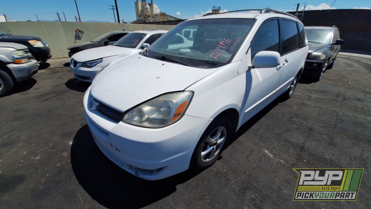 Photo of 2004 Toyota Sienna