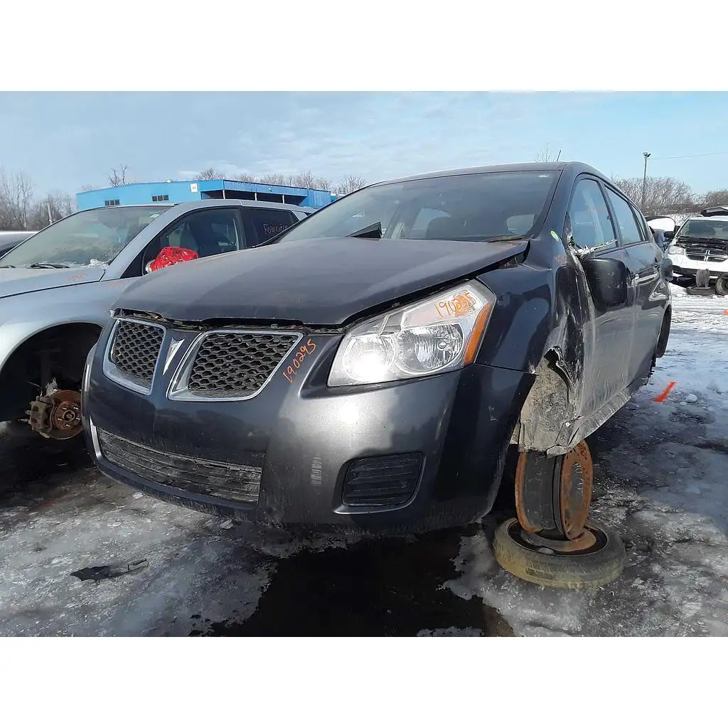 Photo of 2010 Pontiac Vibe