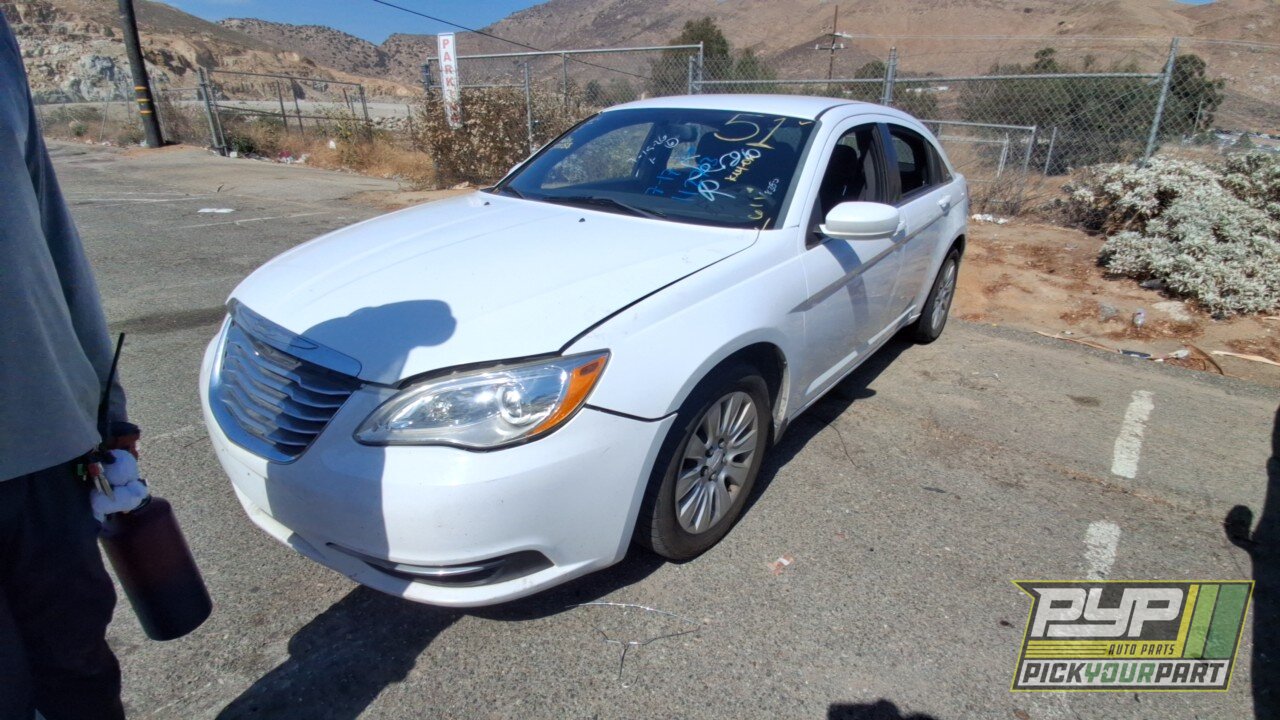 Photo of 2013 Chrysler 200