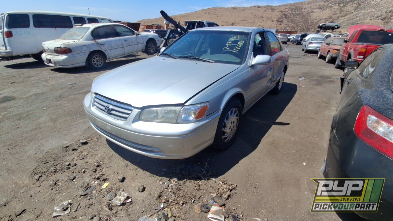 Photo of 2000 Toyota Camry
