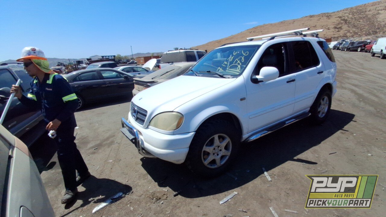 Photo of 2001 Mercedes-Benz Ml320