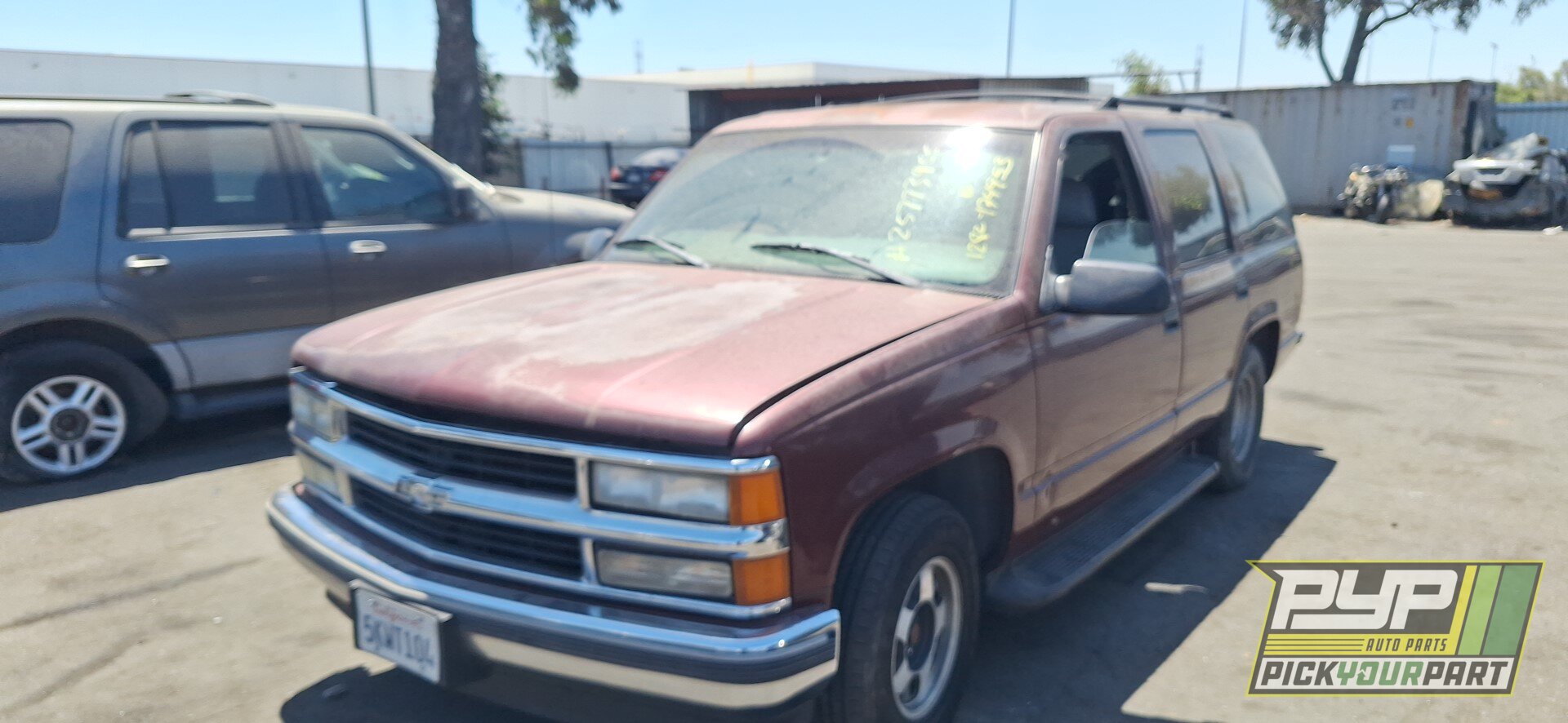 Photo of 1999 Chevrolet Tahoe