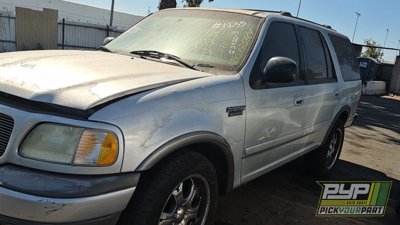 Photo of 2002 Ford Expedition