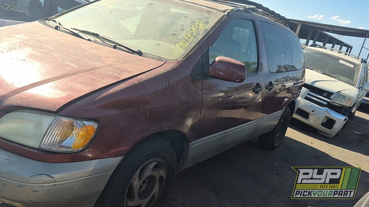 Photo of 2002 Toyota Sienna