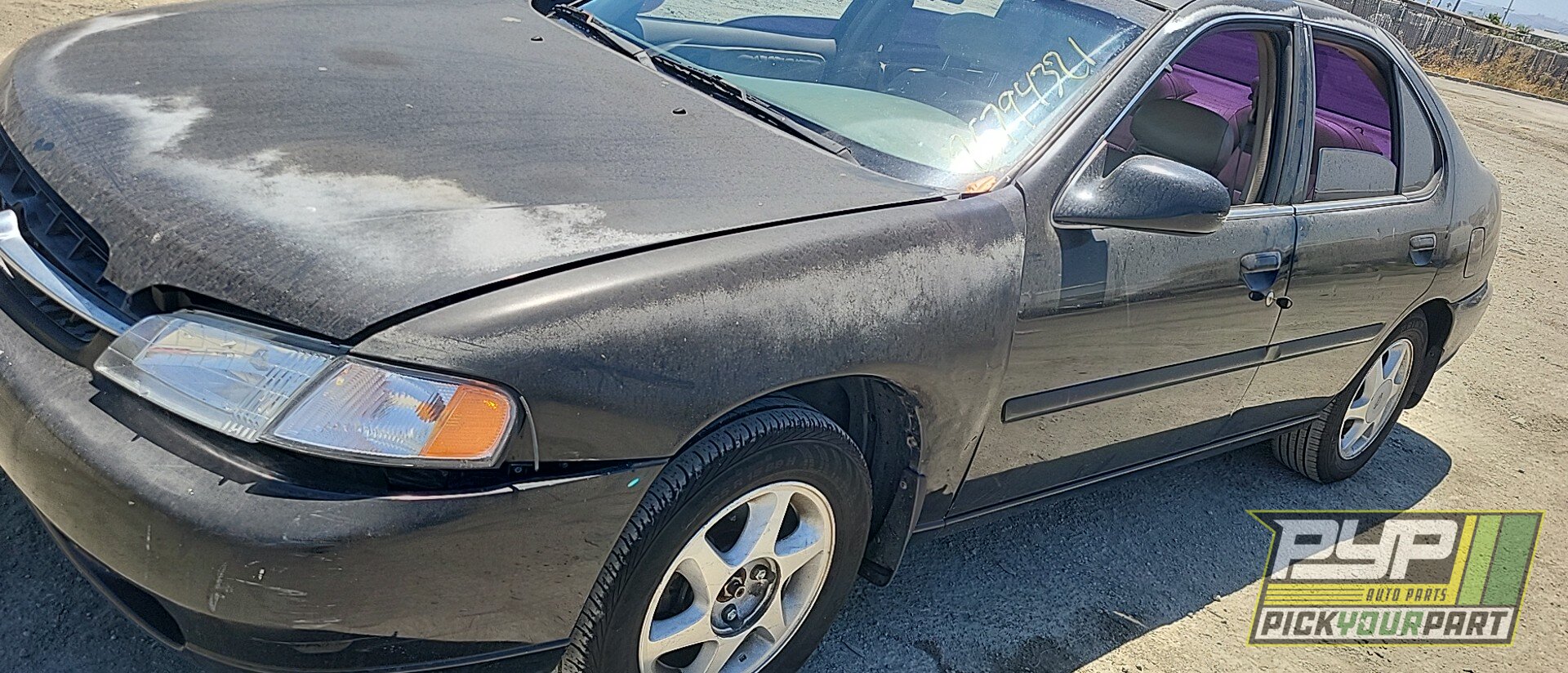 Photo of 1999 Nissan Altima