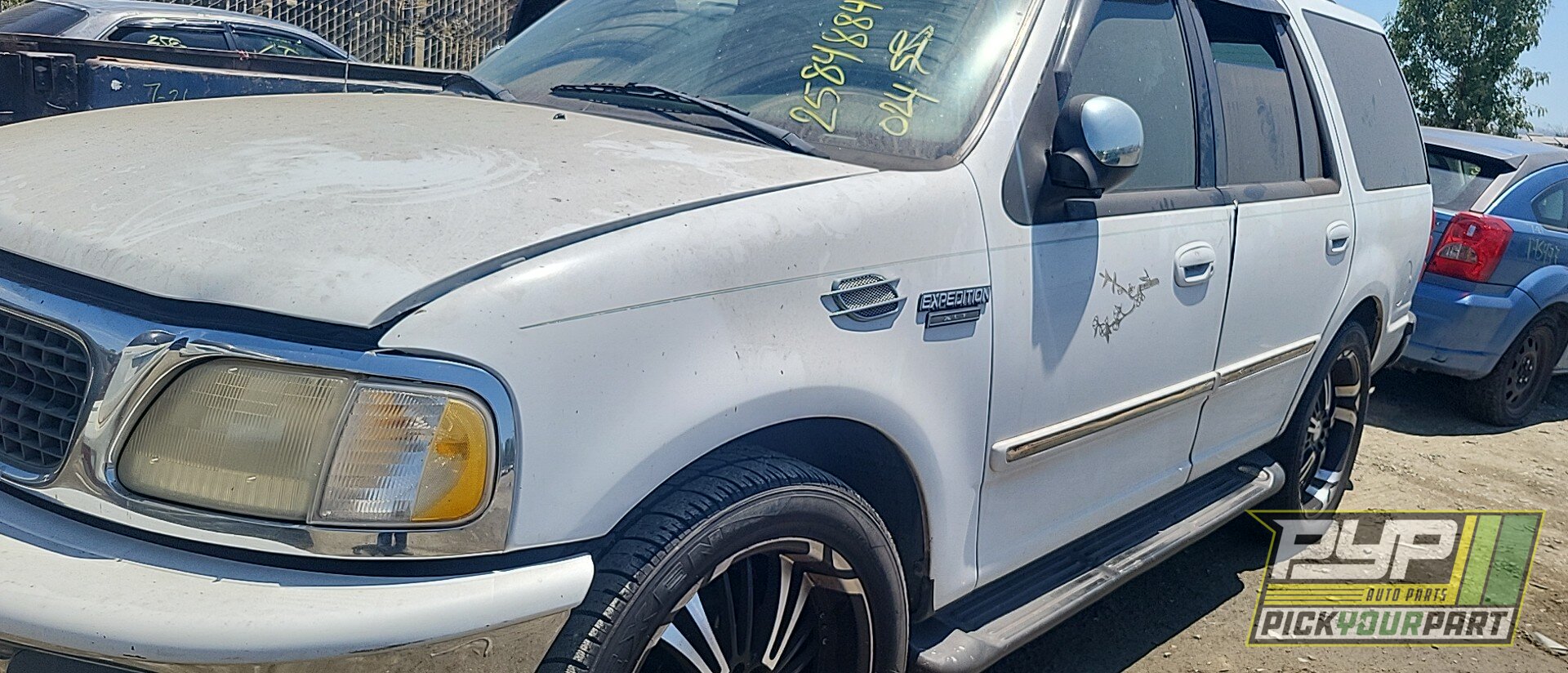 Photo of 1998 Ford Expedition
