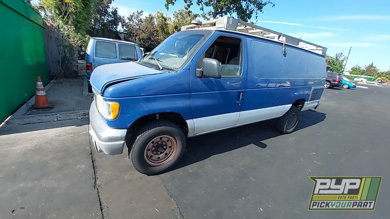 Photo of 2002 Ford E-350 Super Duty