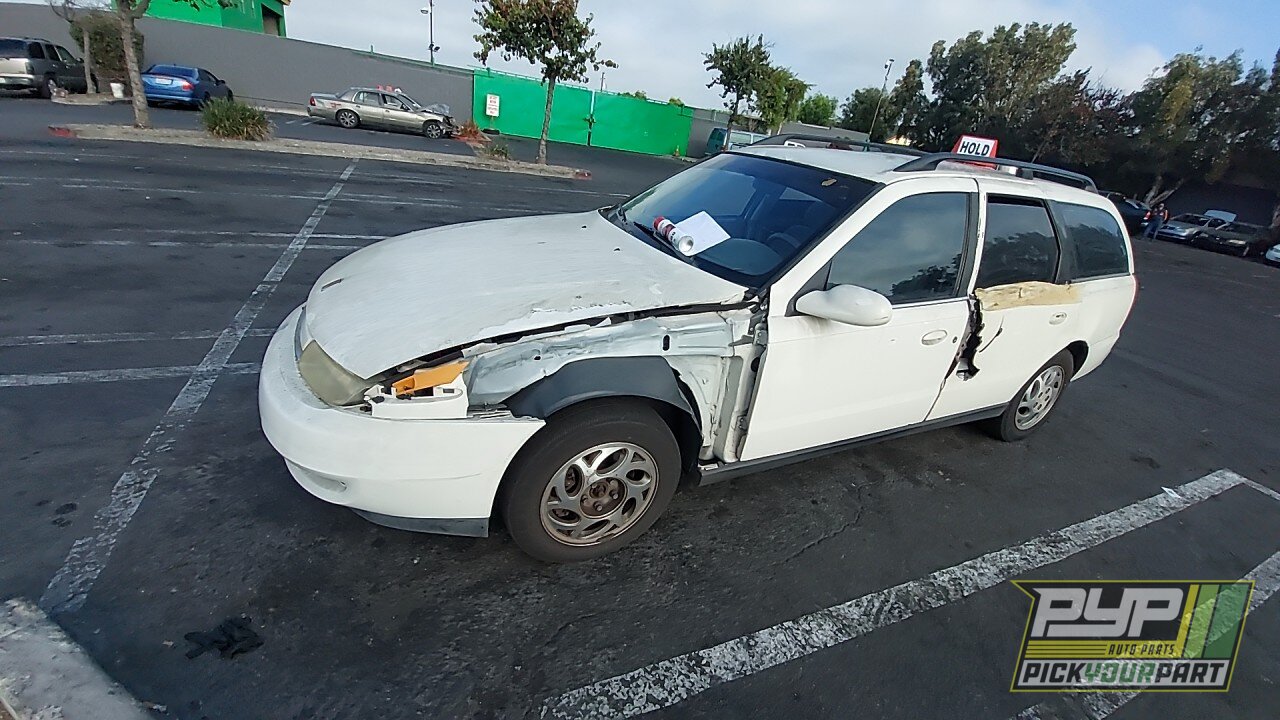 Photo of 2002 Saturn Lw200