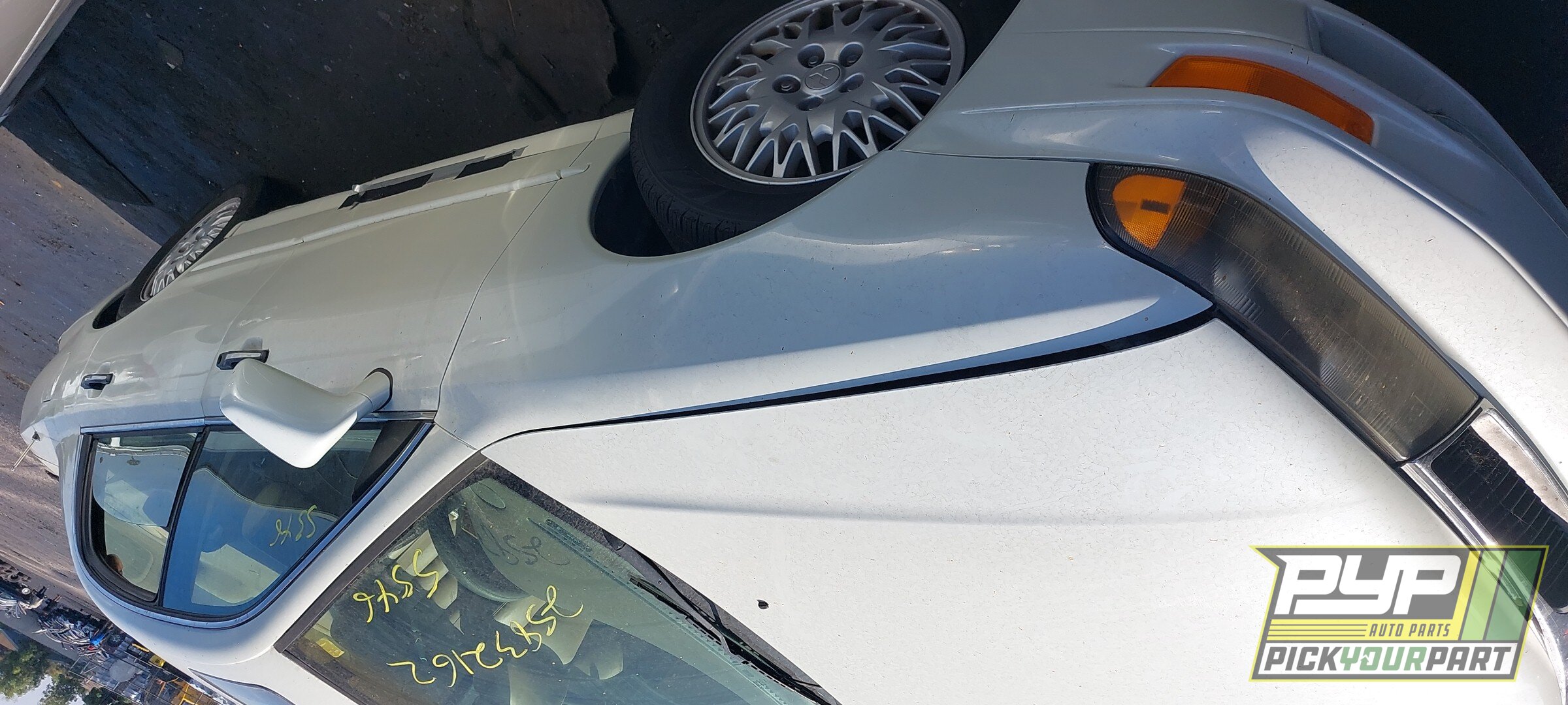 Photo of 1999 Mitsubishi Diamante