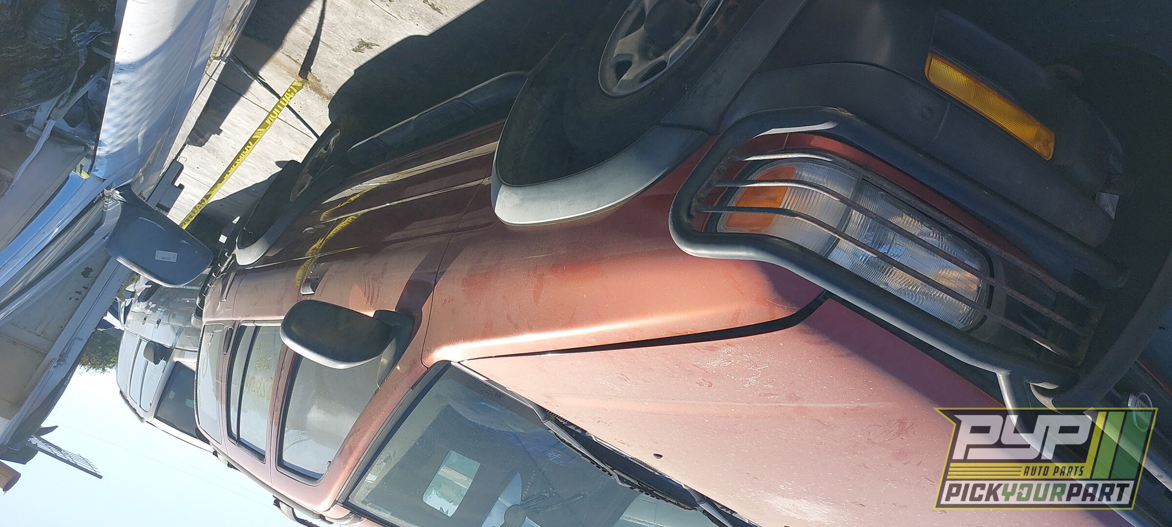 Photo of 1996 Nissan Pathfinder