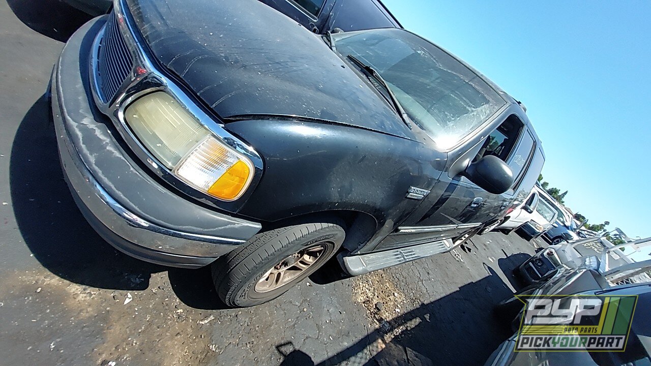 Photo of 2002 Ford Expedition