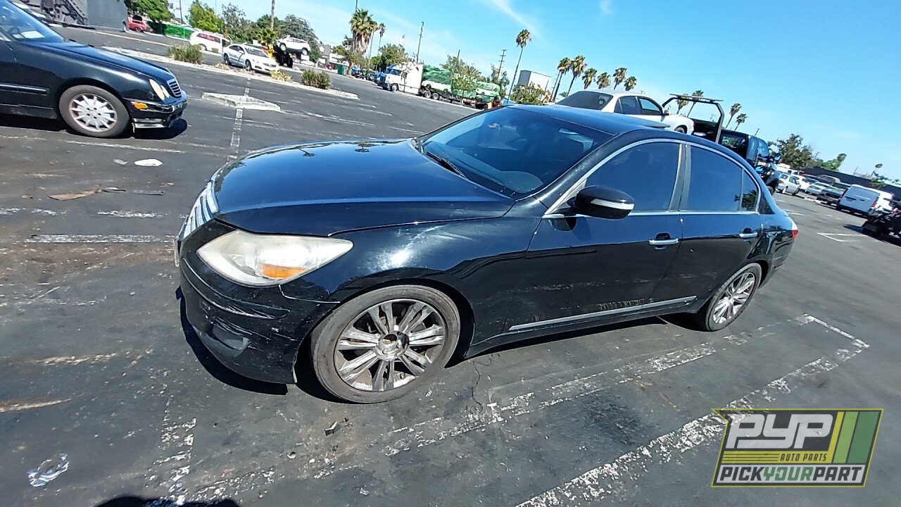 Photo of 2011 Hyundai Genesis