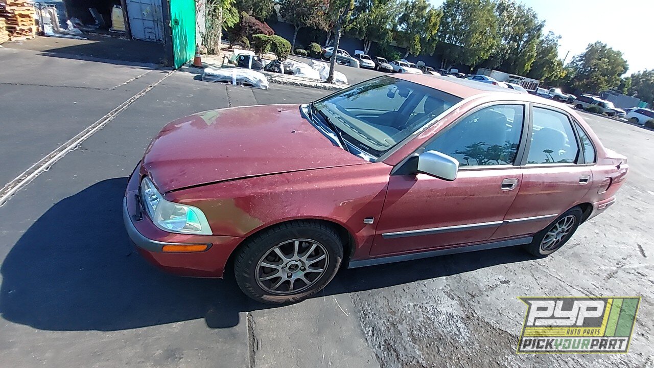 Photo of 2003 Volvo S40