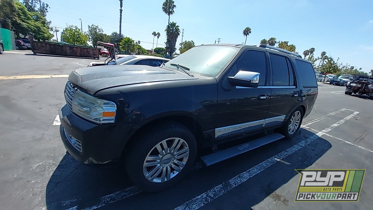 Photo of 2008 Lincoln Navigator
