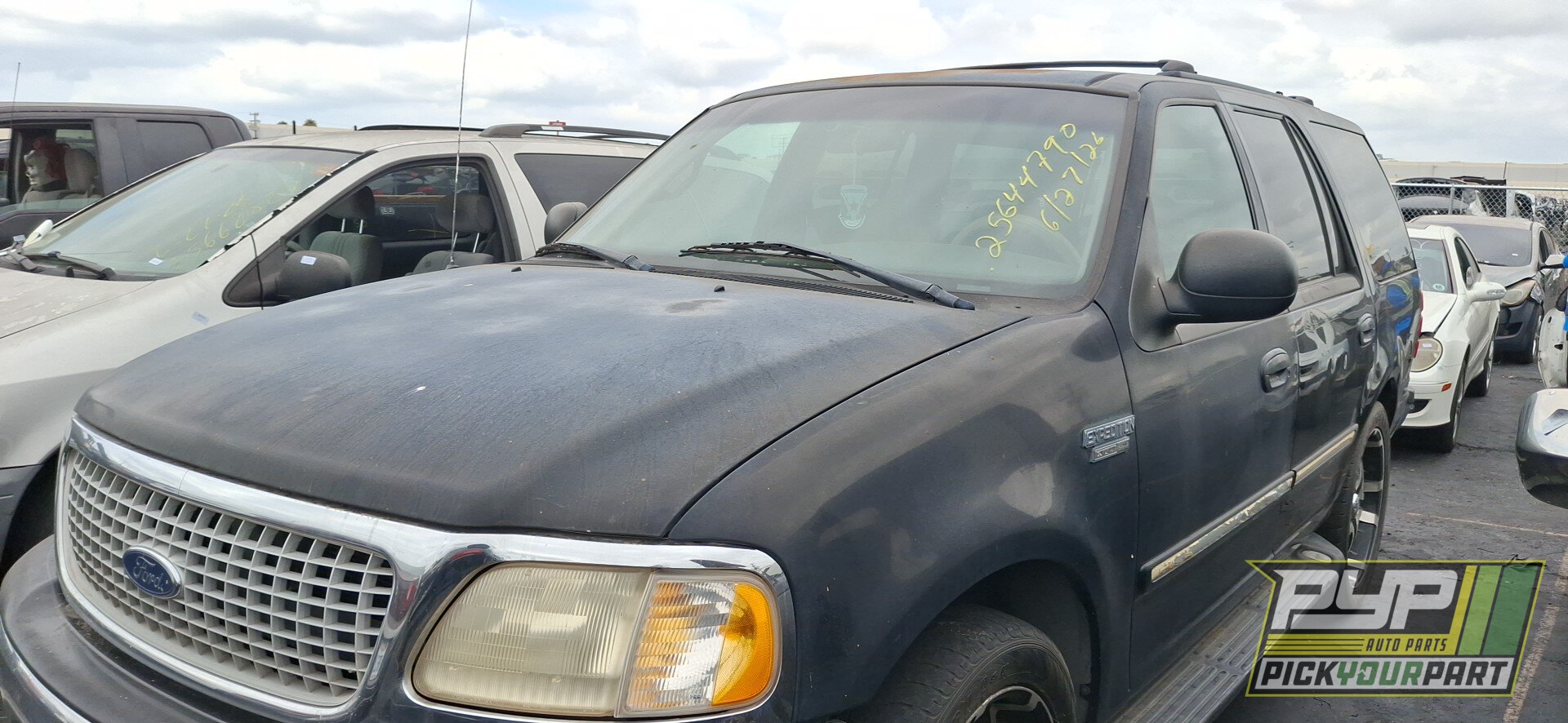 Photo of 1999 Ford Expedition