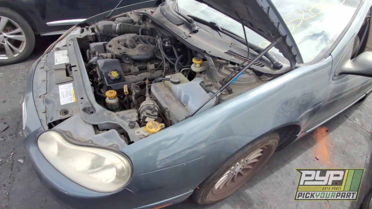 Photo of 2004 Chrysler Concorde
