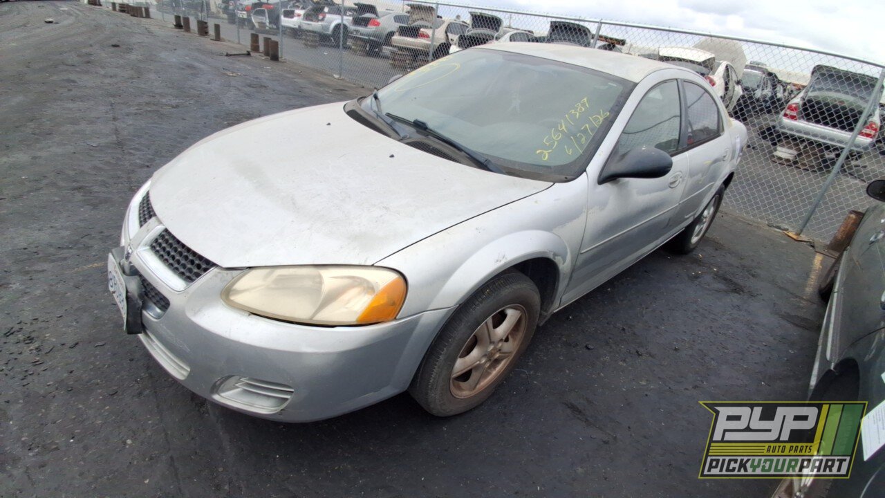 Photo of 2004 Dodge Stratus