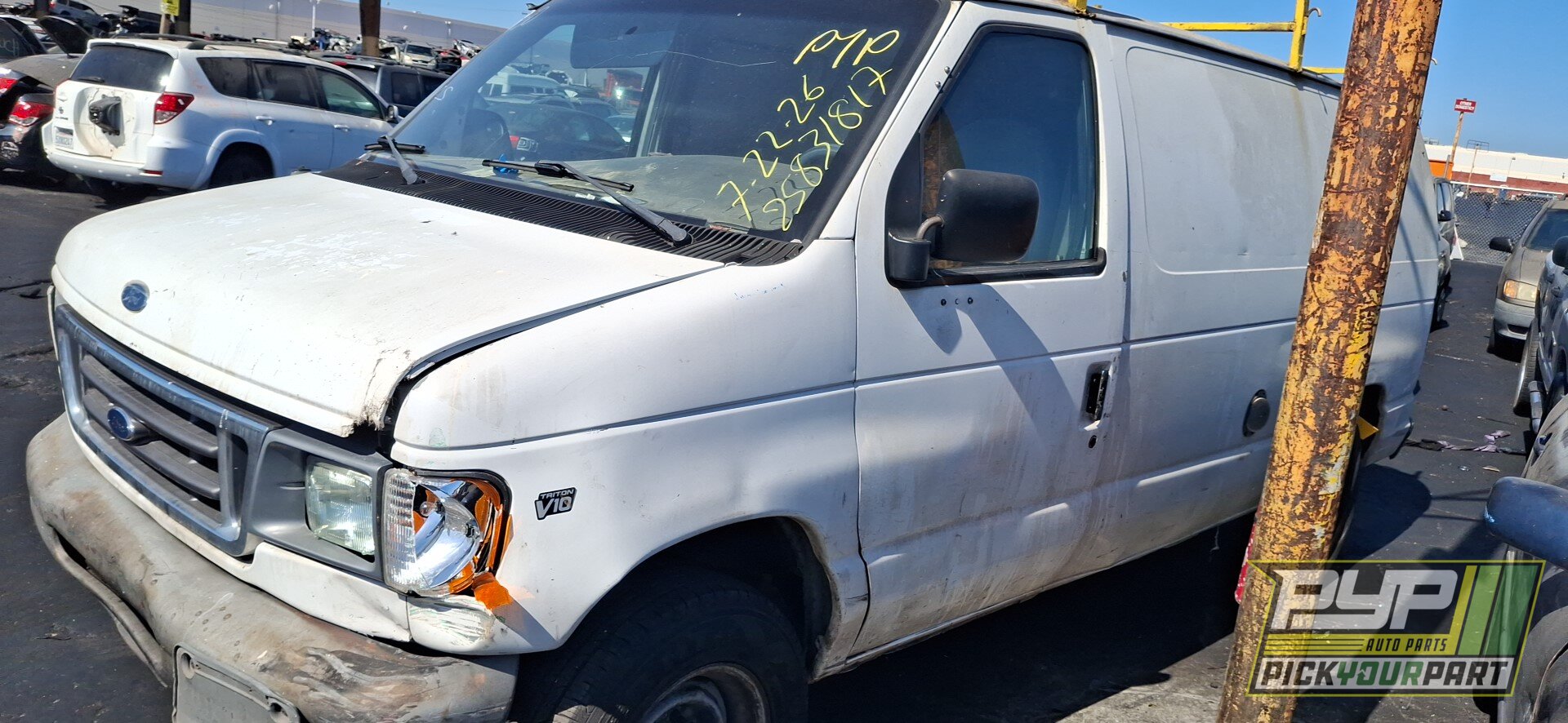 Photo of 1998 Ford E-250 Econoline