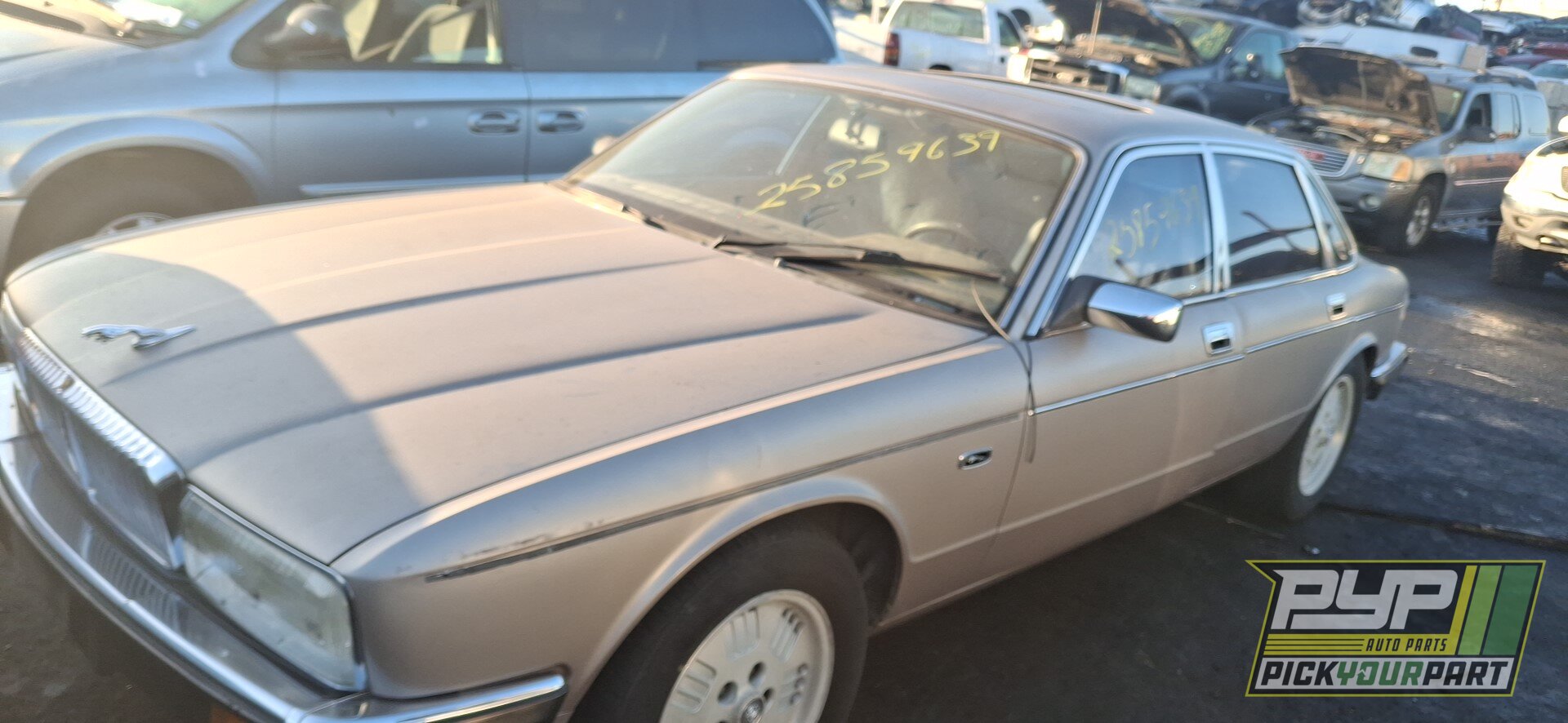 Photo of 1994 Jaguar Vanden Plas