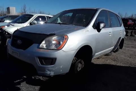 Photo of 2009 Kia Rondo