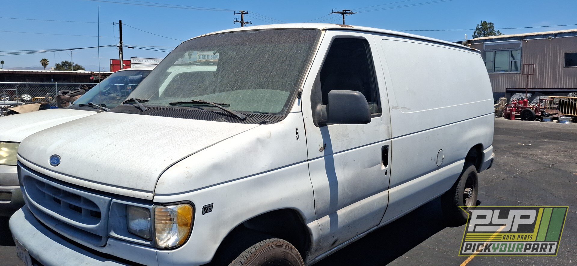 Photo of 1997 Ford E-350 Econoline