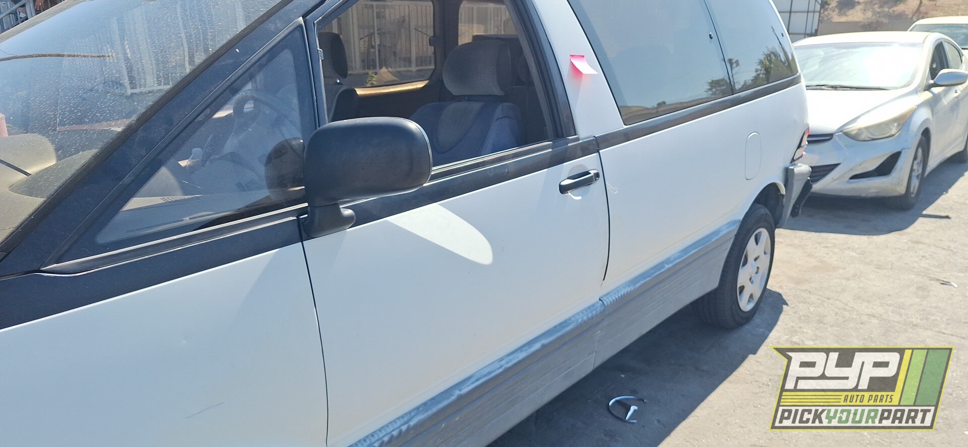 Photo of 1997 Toyota Previa
