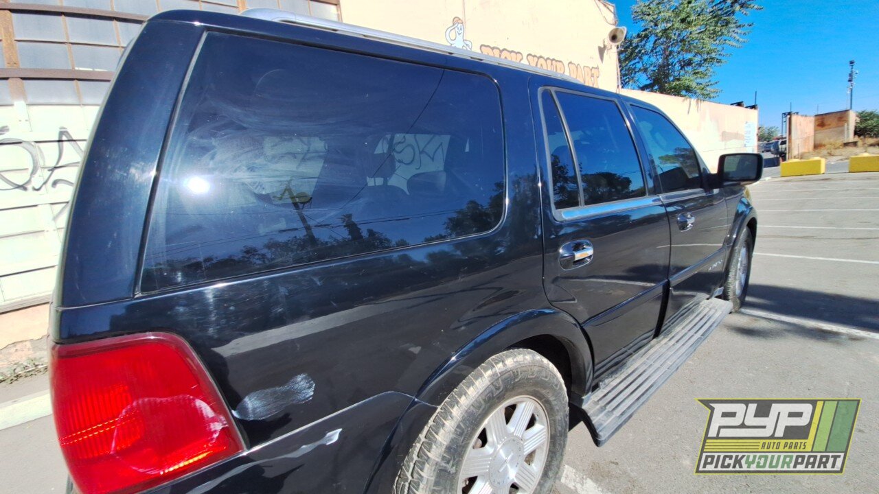 Photo of 2005 Lincoln Navigator