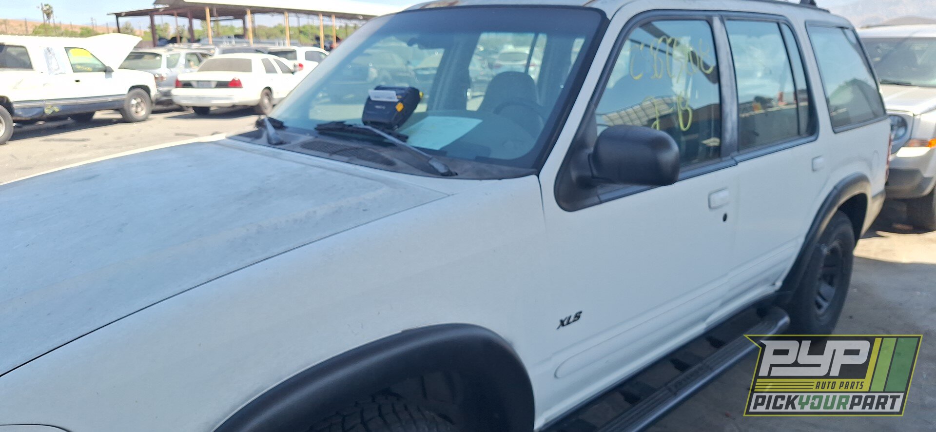 Photo of 1999 Ford Explorer