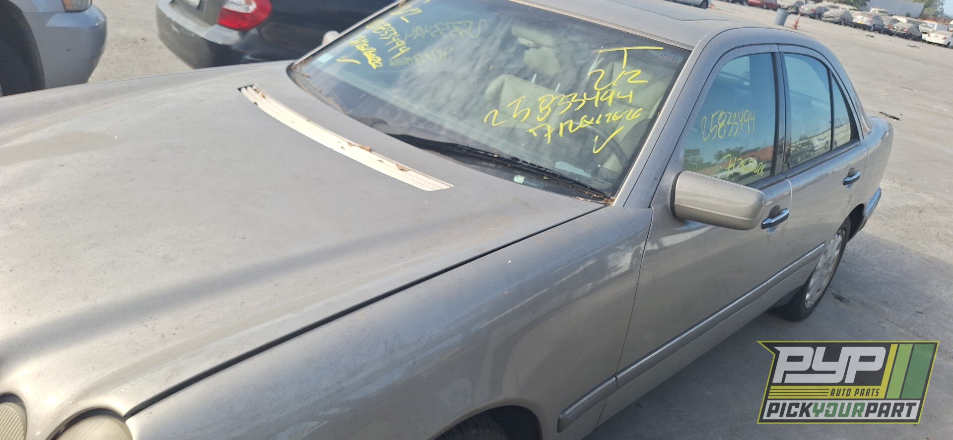 Photo of 1997 Mercedes-Benz E320