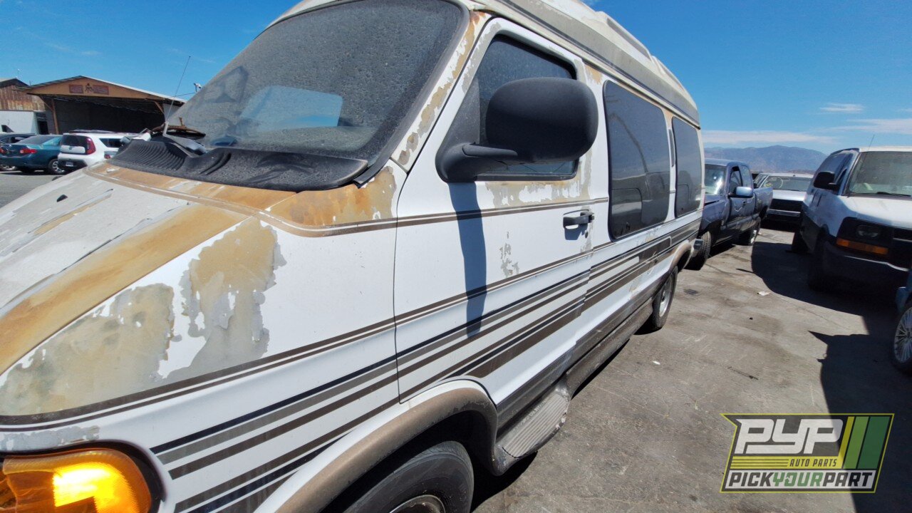 Photo of 2001 Dodge Ram 1500 Van