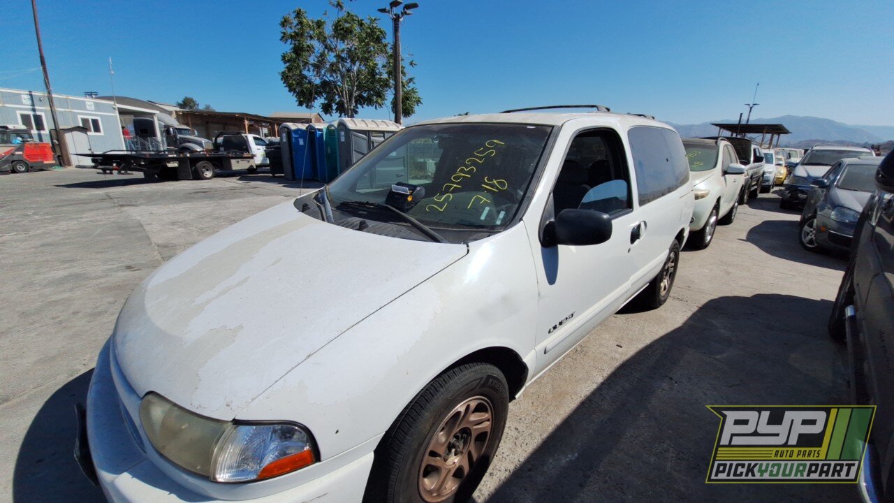 Photo of 2000 Nissan Quest