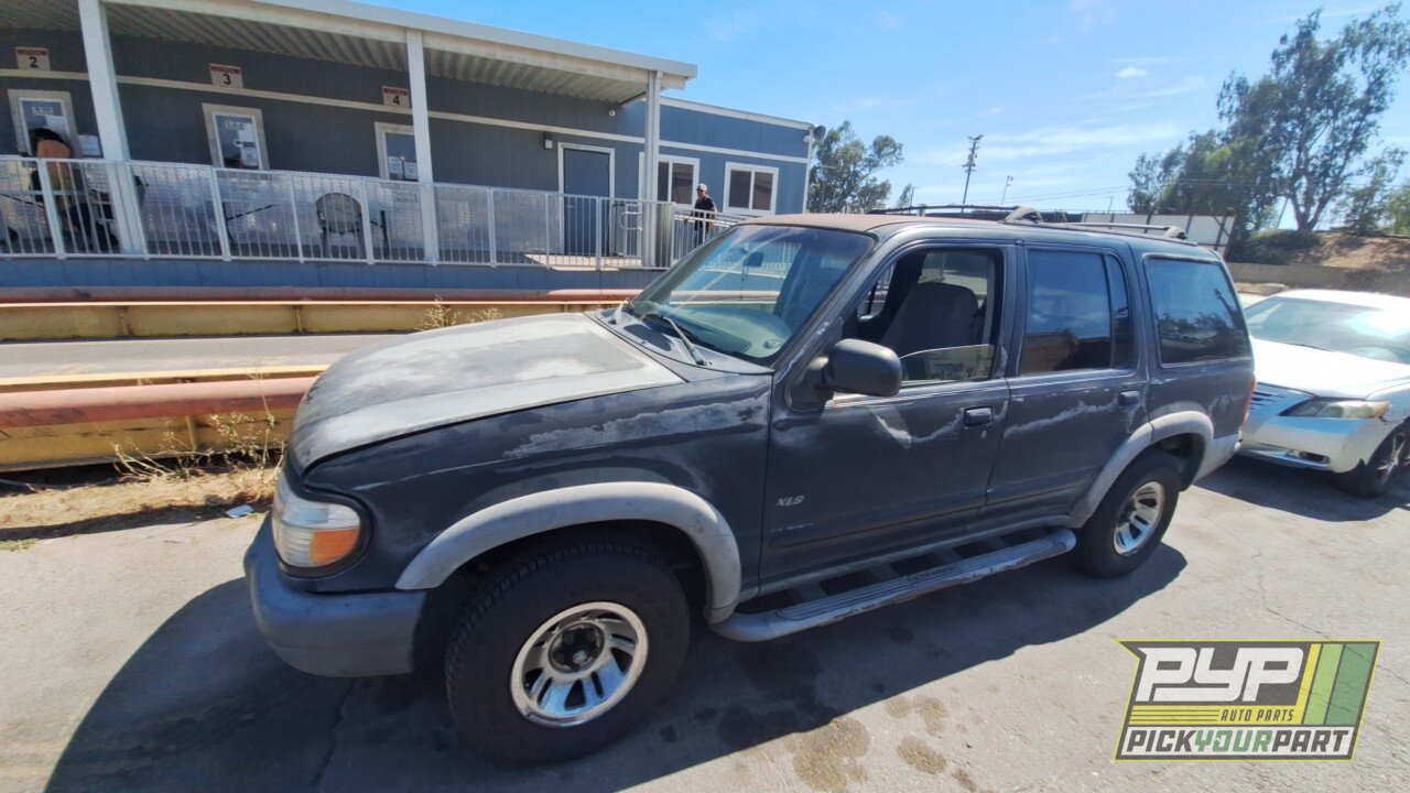 Photo of 2000 Ford Explorer